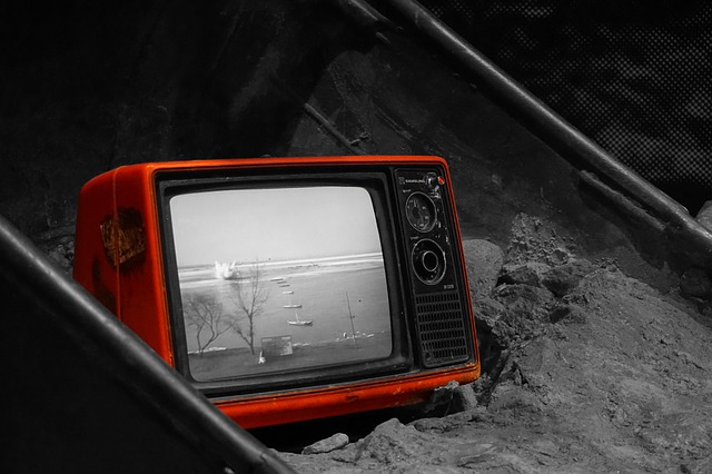 retro televize.jpg